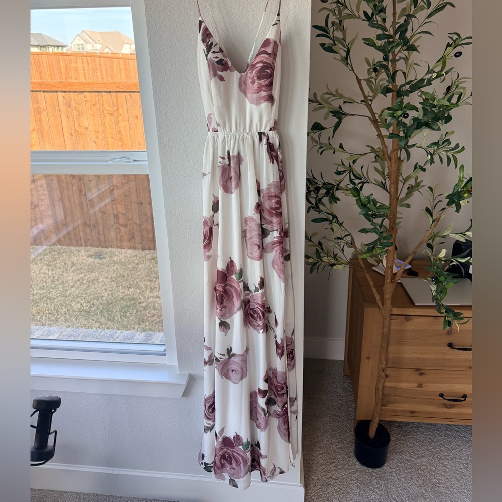 Windsor Floral Maxi Dress size small